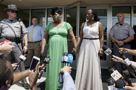 Charleston Shooting Victims Families Tell Alleged Gunman I Forgive