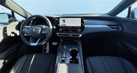 2023 Lexus RX 350 F Sport: Test Drive | The Daily Drive | Consumer Guide®