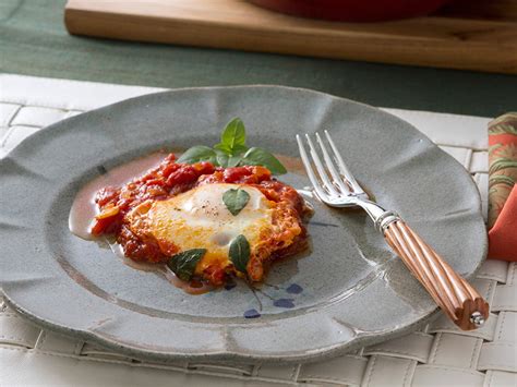 Ovos Ao Molho De Tomate Lucilia Diniz