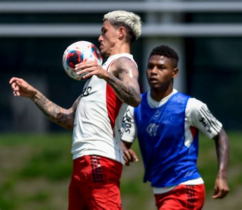 Flamengo treina nesta sexta feira visando a semifinal do Cariocão