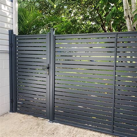 Slat Garden Gate Platinum Ocean International