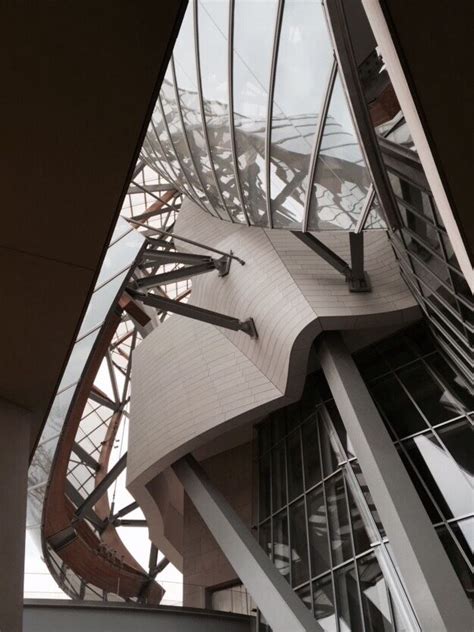 La Fondation Louis Vuitton Architecture Iucn Water