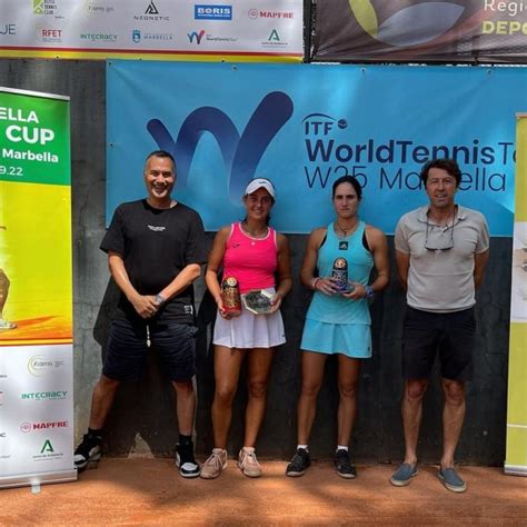 Leyre Romero campeona en el W25 de Marbella en individual y en dobles