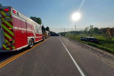 Van Lands In Ditch In 3 Vehicle Crash Closing A Highway In Halton Hills