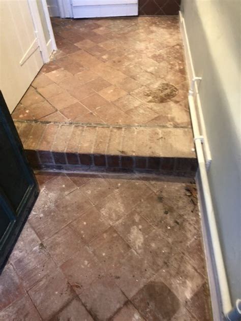 Cleaning A Quarry Tiled Floor Radlett Professional Tile And Stone