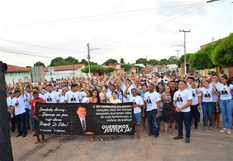 No Aniversário De Madeiro População Faz Passeata Pedindo Justiça Por