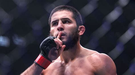 Ufc 294 Islam Makhachev Stuns Alexander Volkanovski With First Round