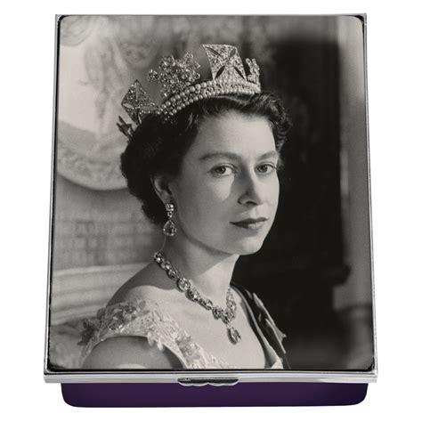 Portrait Of Hm Queen Elizabeth Ii By Cecil Beaton Enamel Box Halcyon Days