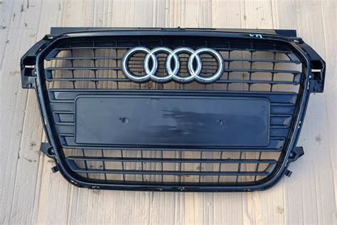 GRILL ATRAPA AUDI A1 PRZED LIFT 8X0853651 S LINE 12703888152