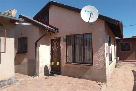 Diepsloot Property : Houses for sale in Diepsloot : Property24.com