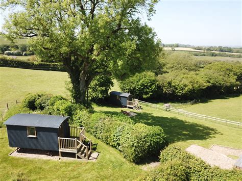 Shepherds Huts At North Buckham Farm Chedington Estate