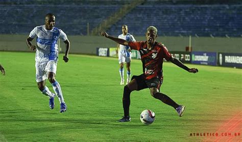 Athletico e Londrina se enfrentam pela sétima vez no mata mata do