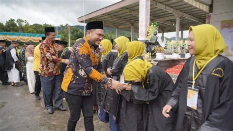 Bupati Pakpak Bharat Franc Bernhard Tumanggor Buka Pelaksanaan Festival