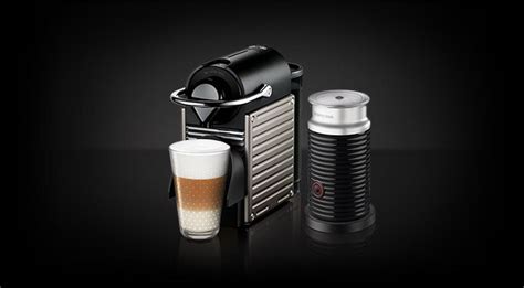 Pixie Electric Titan e Aeroccino Máquinas de Café Nespresso