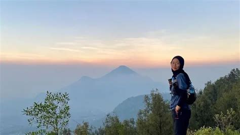 Fakta Menarik Gunung Puthuk Siwur Di Mojokerto Yang Cocok Untuk