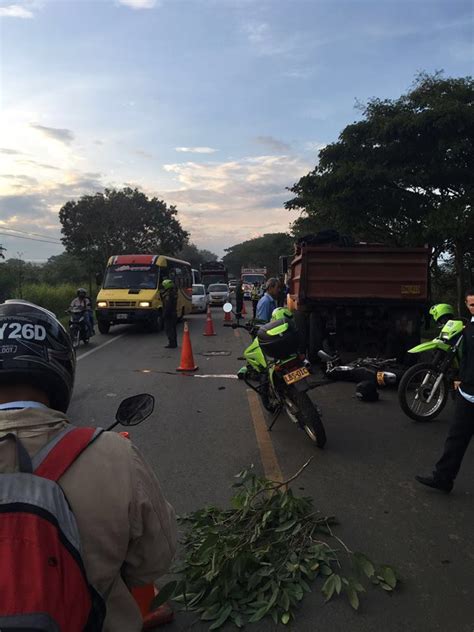 SUPERNOTICIAS DEL VALLE Un motociclista murió en un accidente de tránsito