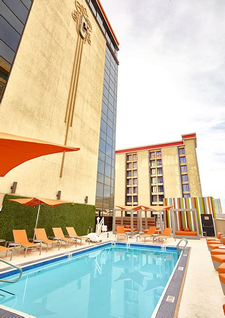 Fremont Hotel & Casino Rooftop Swimming Pool - Fremont Hotel | Fremont ...