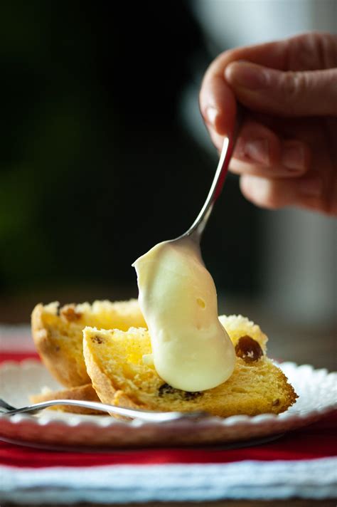 Crema Al Mascarpone Per Pandoro Panettone Torte E Dolci Al Cucchiaio