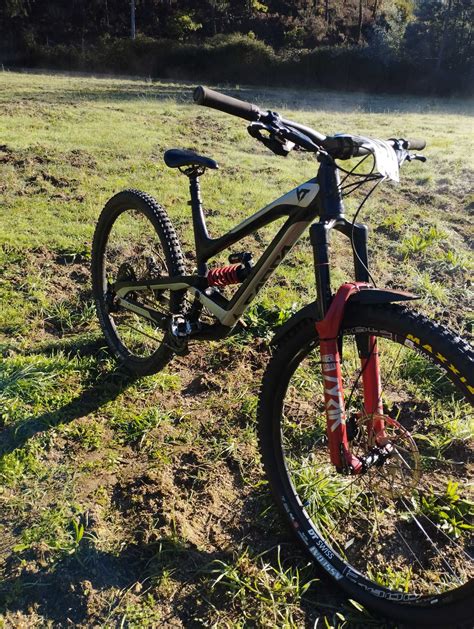 Bicicleta De Enduro Yt Capra São Vicente Ferreira • Olx Portugal