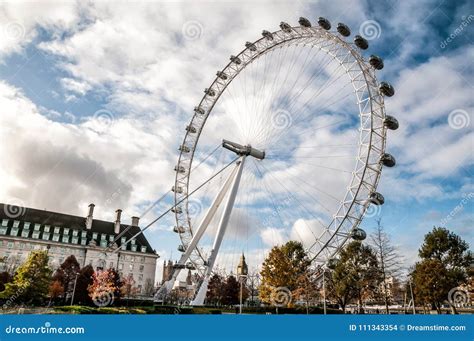 The London Eye Ferris Wheel, United Kingdom Editorial Stock Image - Image of city, kingdom ...