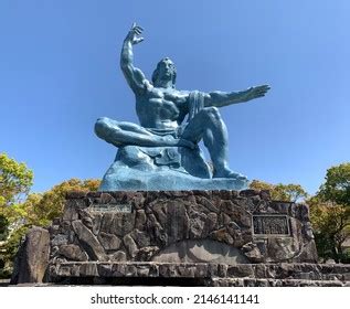 610 Nagasaki Memorial Park & Monument Images, Stock Photos & Vectors ...