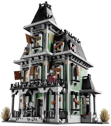 LEGO Haunted House Set