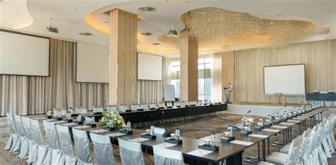 Ballroom 38 | Wedding in Bangkok | Pullman Bangkok Hotel G