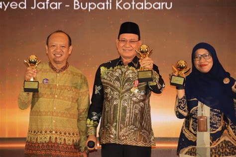 Selamat Bupati Kotabaru Dinobatkan Sebagai Top Pembina Bumd Awards