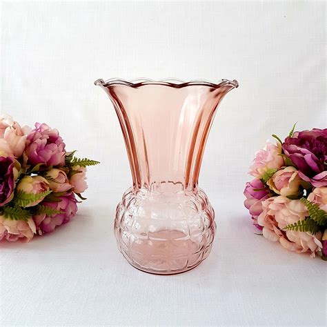 Mid Century Anchor Hocking Pineapple Pink Blown Glass Flower Vase