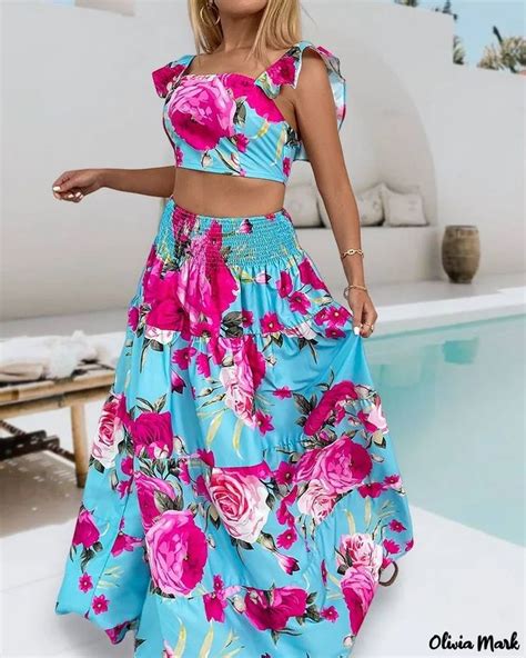 Olivia Mark Floral Print Shirred Crop Top And Maxi Skirt Set 2024