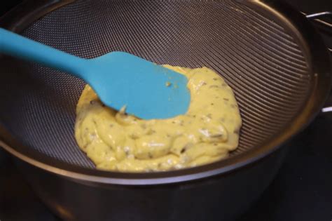 Traditional Béarnaise sauce - Culinary Ambition