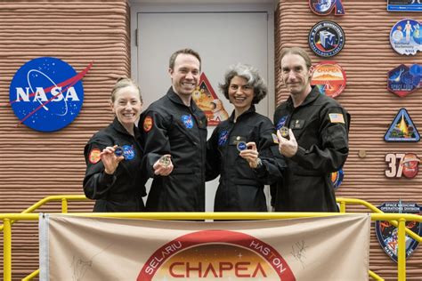 NASA crew completes Mars mission on Earth