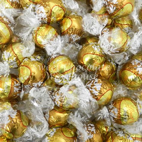 White Chocolate Lindor Balls