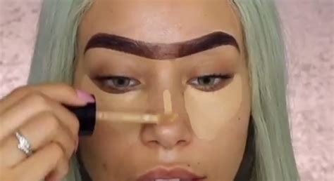 This Unibrow Eyebrow Hack Is Going Viral On Instagram For Getting Brows