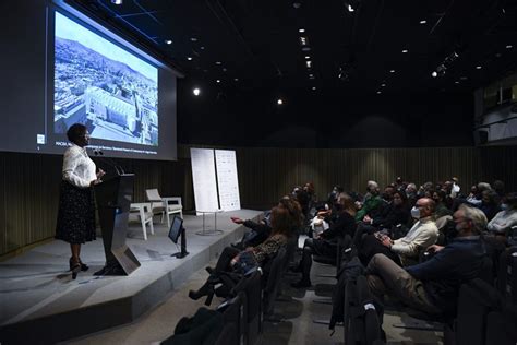 Presentación De La Nueva Directora Del Macba A Los Colaboradores De La