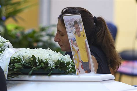 Funerale Bambino Morto A Sharm Andrea Mirabile Liveunict