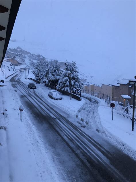 Maltempo è arrivata la neve nel centro nord della Spagna intense