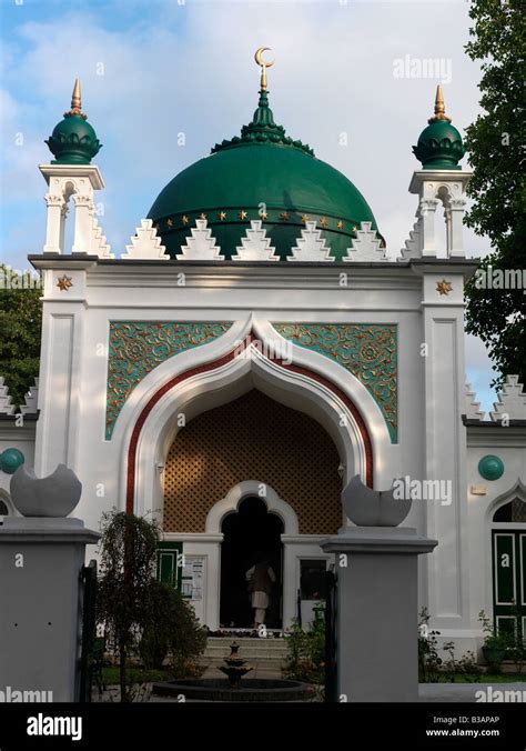 The Shah Jahan Mosque At Woking Surrey The First Purpose Built Mosque