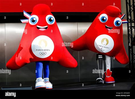 Phryges Mascots Paris Olympic And Paralympic Games Paris Je T