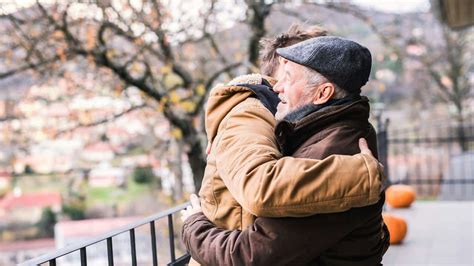 Relationship With A Widowed Man