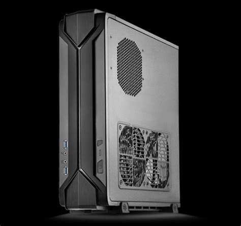 Silverstone Raven RVZ03B-ARGB, haz que tu PC luzca como una consola