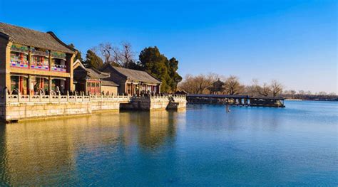 Kunming Lake in Summer Palace - History & Tourist Guide | Trip Ways