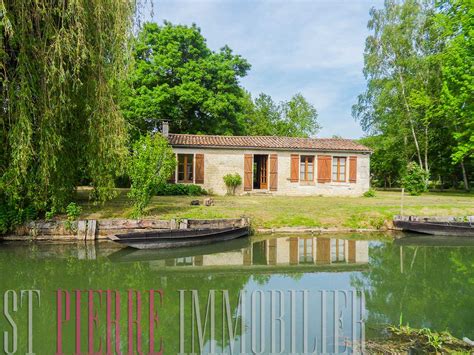 Vente Maison Au Bord De L Eau Coulon Marais Poitevin St Pierre