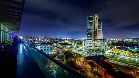 Sky Lounge At Doubletree By Hilton Leeds West Yorkshire Restaurant