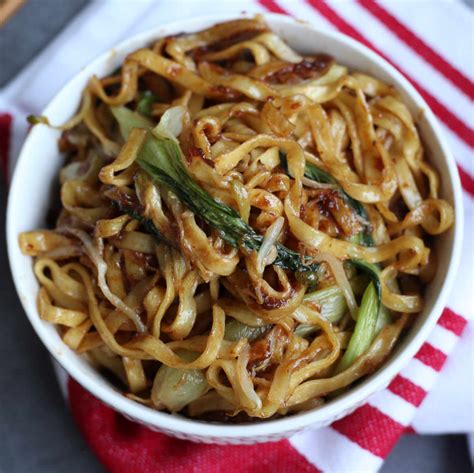 Chow Mein Recette Traditionnelle Chinoise Flavors