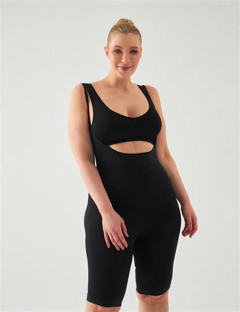 Flaunt Your Curves With Shapewear For Jeans Shapengo Uk