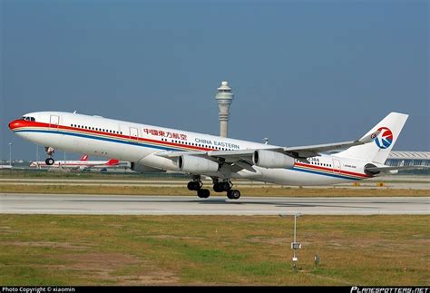 B China Eastern Airlines Airbus A Photo By Xiaomin Id