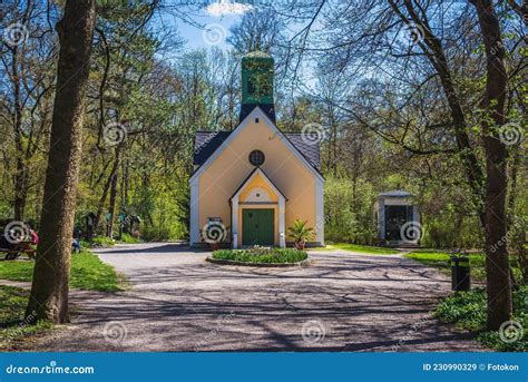 Glise De Prater Park Austria Image Stock Ditorial Image Du Tombeau