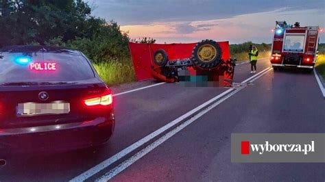 Dorohucza Zderzenie Ci Gnika Rolniczego Z Subaru Nie Yje Letni