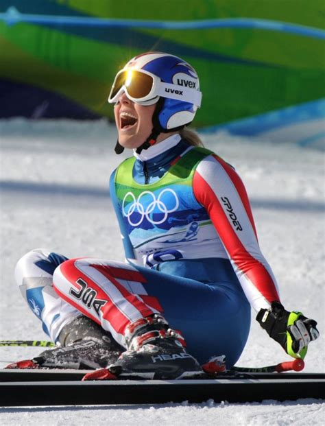 Lindsey Vonn Wins Gold In Downhill